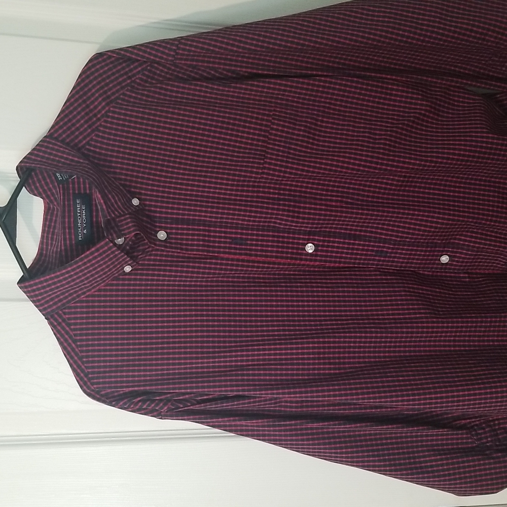 Mens long sleeve button-down shirt